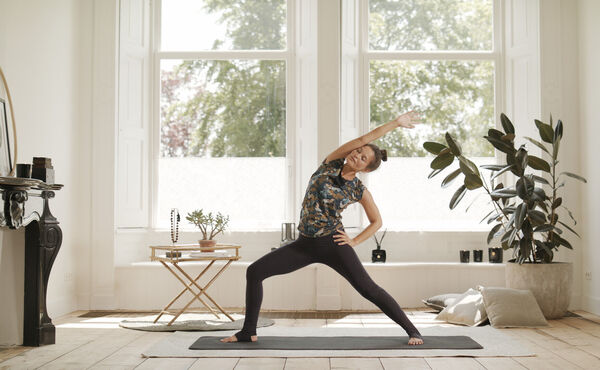 /Magazine/2019/Home/Vinyasa Flow for Balance_02.jpg